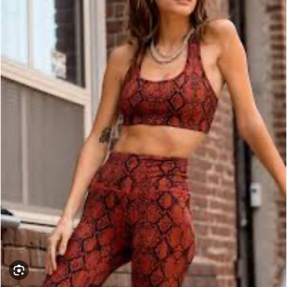 AGF All Good Feels snake print leggings set